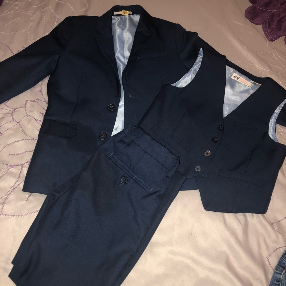 H&M 3 piece -  Boys -  Navy Suit